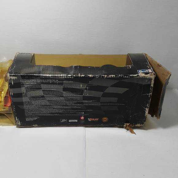 1997 Revell #10 Ricky Rudd. - Picture 4 of 9